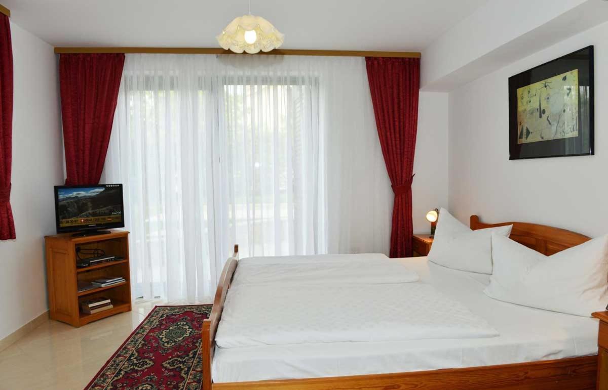 Apartments Mina Poreč Exterior foto
